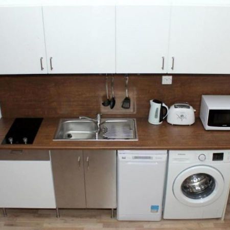 B&L Apartment Boedapest Buitenkant foto