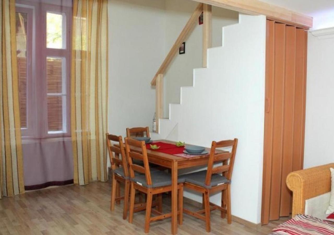B&L Apartment Boedapest Buitenkant foto